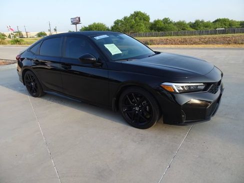Used 2025 Honda Civic Sport image 3