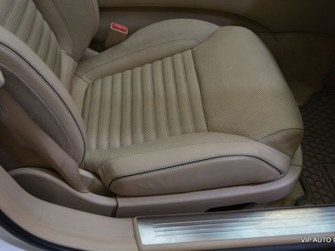 Used 2014 Mercedes-Benz SL 550 image 22