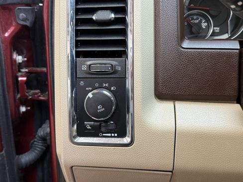 Used 2017 RAM 3500 Laramie image 18