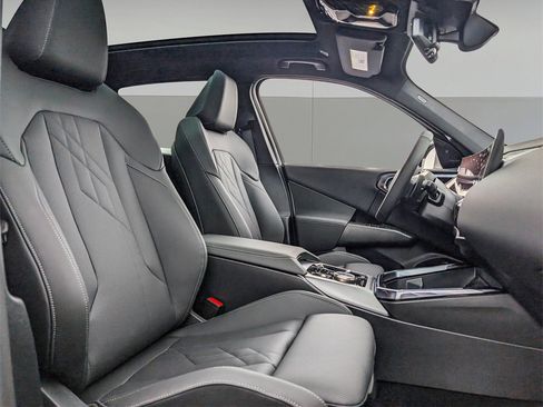 Used 2025 BMW X3 xDrive30i w/ Convenience Package image 22