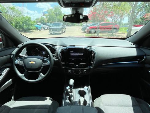 Certified 2023 Chevrolet Traverse LT AWD/4WD image 11