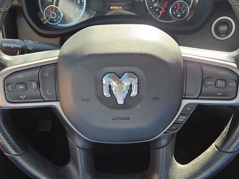 Used 2024 RAM 2500 Tradesman w/ Chrome Appearance Group image 16