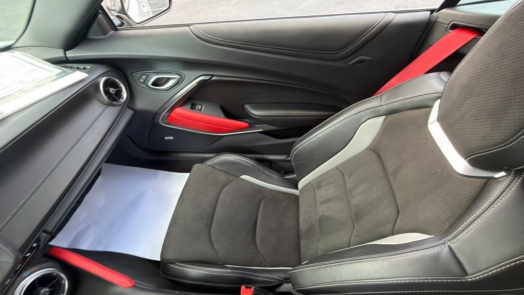 Used 2023 Chevrolet Camaro SS w/ Redline Edition RWD image 16