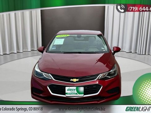 Used 2018 Chevrolet Cruze LT image 8