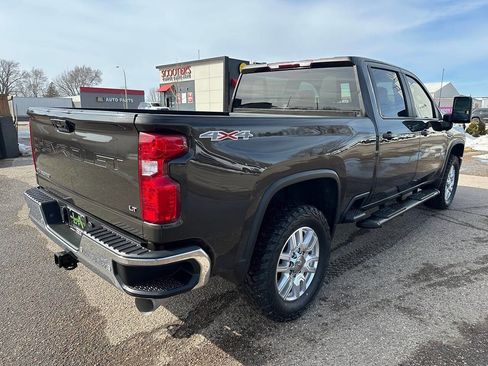 Used 2021 Chevrolet Silverado 2500 LT w/ Convenience Package image 5