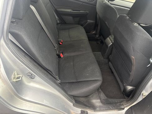 Used 2013 Subaru Impreza 2.0i image 6