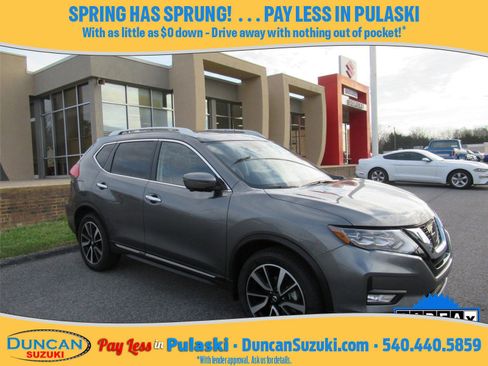 Used 2017 Nissan Rogue SL w/ SL Premium Package image 1