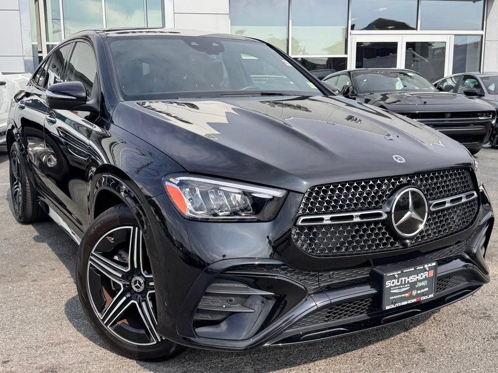 Used 2025 Mercedes-Benz GLE 450 4MATIC Coupe image 1