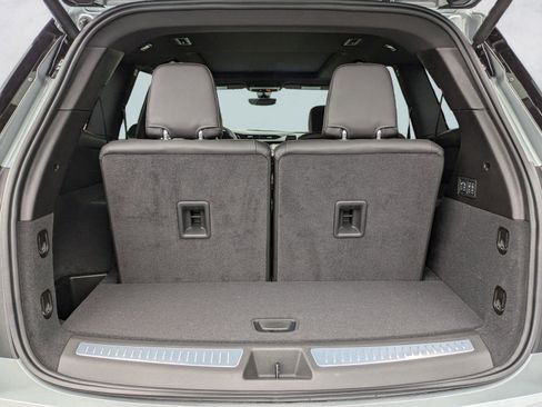 New 2025 Cadillac XT6 Premium Luxury w/ Technology Package image 25