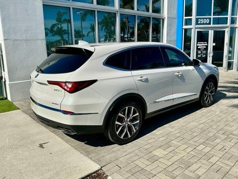 Used 2023 Acura MDX SH-AWD Technology Package image 6