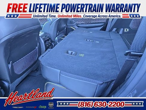 Used 2025 Jeep Grand Cherokee Summit AWD/4WD image 98