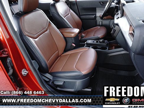 Used 2023 Ford Maverick Lariat w/ Lariat Luxury Package image 11