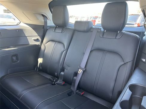 Used 2024 MAZDA CX-90 3.3 Turbo w/ Preferred Plus image 23