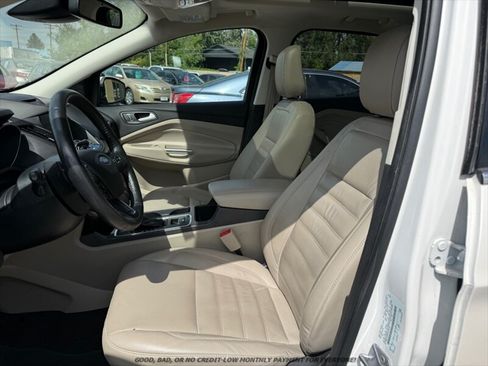 Used 2018 Ford Escape Titanium w/ Ford Safe & Smart Package AWD/4WD image 11