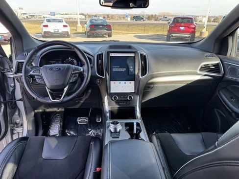 Used 2022 Ford Edge ST w/ Equipment Group 401A image 33