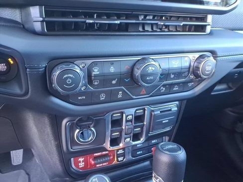 New 2026 Jeep Gladiator Rubicon w/ Safety Group AWD/4WD image 22