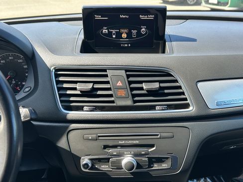 Used 2018 Audi Q3 2.0T Premium Plus w/ Premium Plus Package image 24