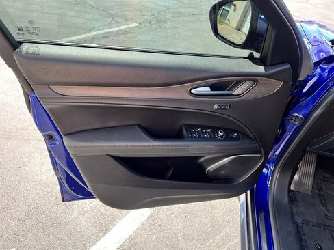 Used 2023 Alfa Romeo Stelvio Ti image 20