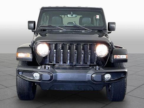 Used 2023 Jeep Wrangler Unlimited Sahara AWD/4WD image 4