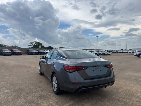 Certified 2024 Nissan Sentra S FWD image 17