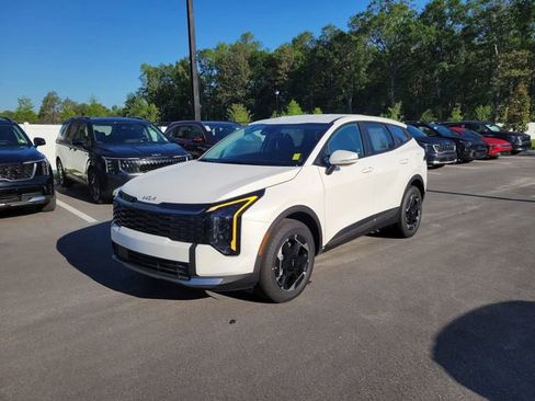 New 2026 Kia Sportage S AWD/4WD image 4