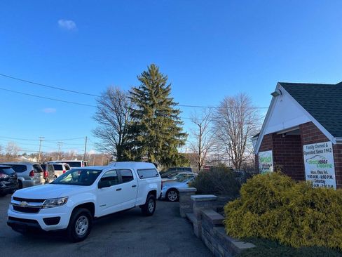 Used 2016 Chevrolet Colorado W/T w/ WT Convenience Package AWD/4WD image 1