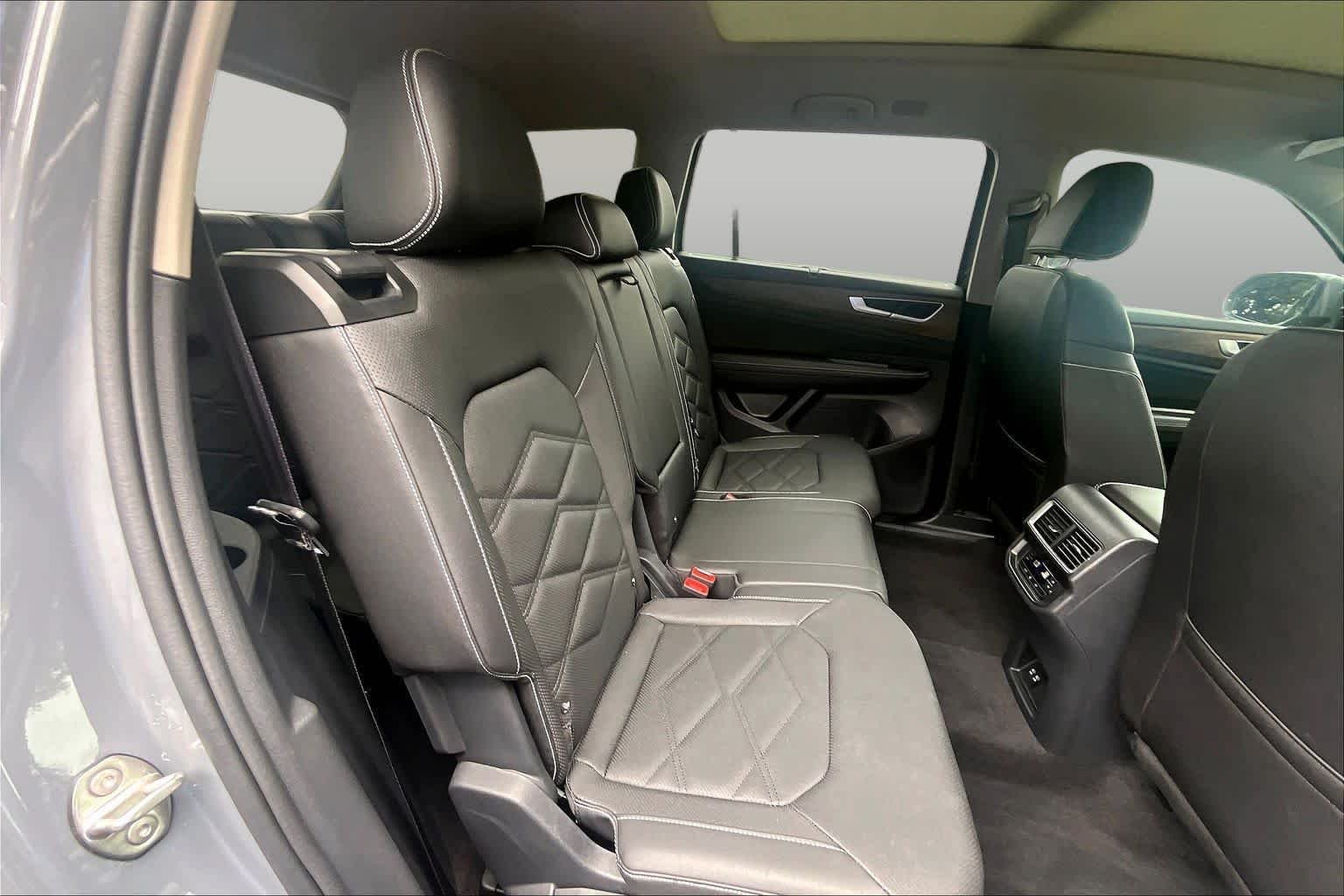 New 2026 Volkswagen Atlas SE FWD image 20