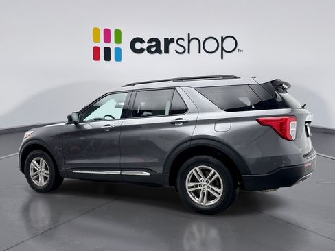 Used 2023 Ford Explorer XLT w/ Equipment Group 202A AWD/4WD image 3