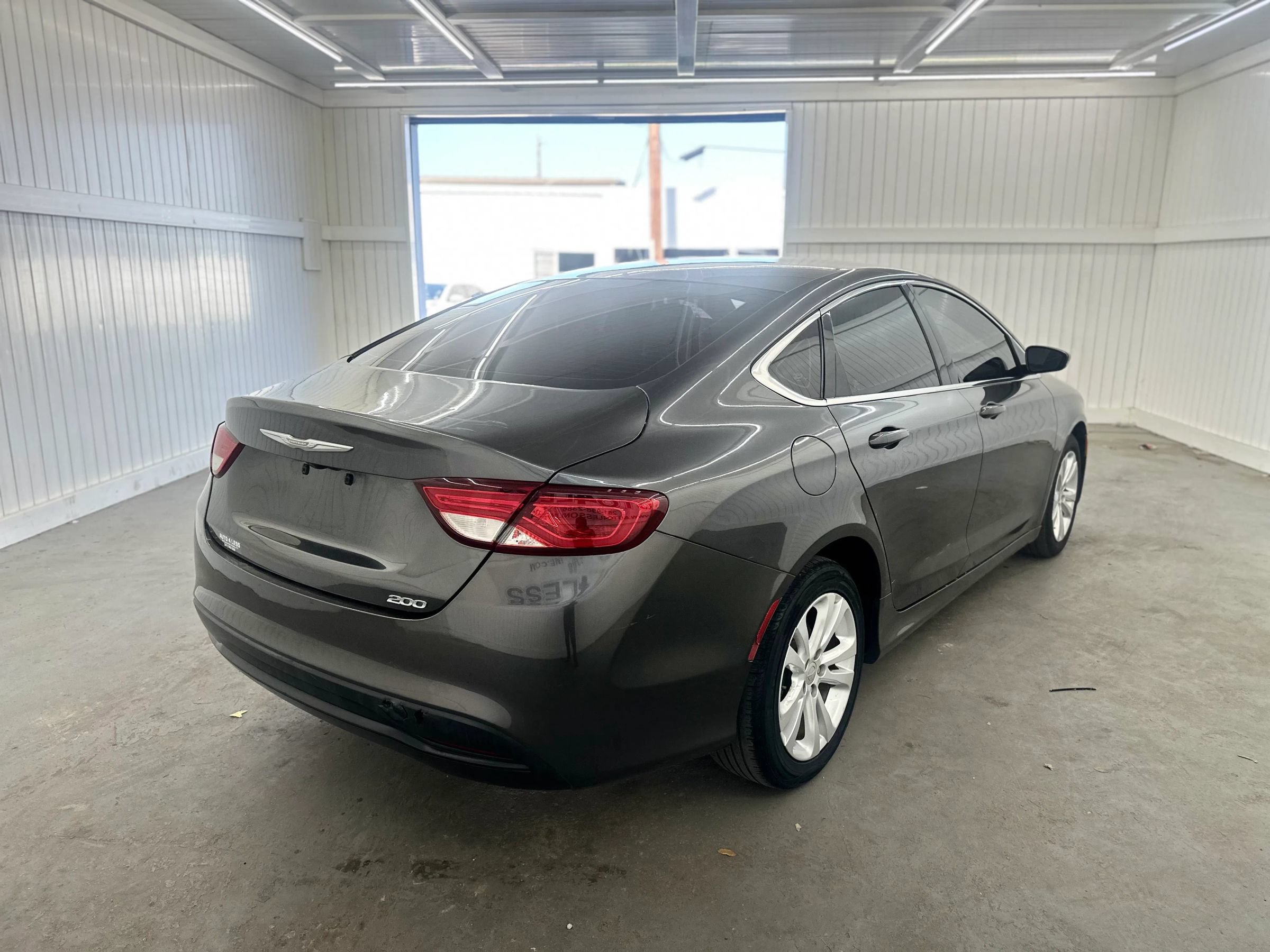 Used 2016 Chrysler 200 LX FWD image 5