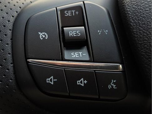 New 2026 Ford Escape ST-Line image 17