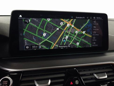 Used 2023 BMW 530e xDrive w/ Premium Package image 27