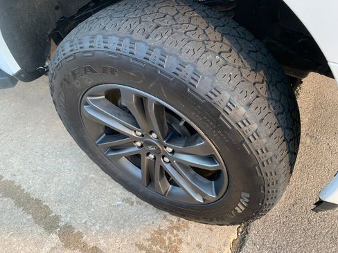 Used 2022 Ford F150 XLT w/ Equipment Group 302A High image 9