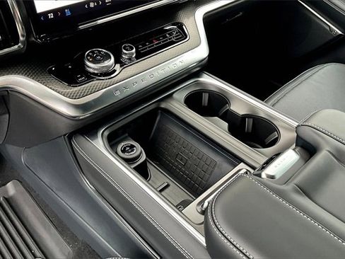 New 2025 Ford Expedition Platinum w/ Stealth Performance Package image 8