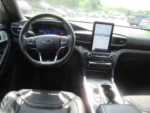 Used 2020 Ford Explorer ST w/ ST Street Pack AWD/4WD image 21