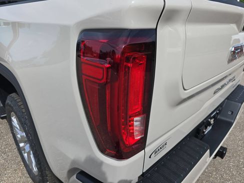 New 2026 GMC Sierra 1500 Denali AWD/4WD image 38