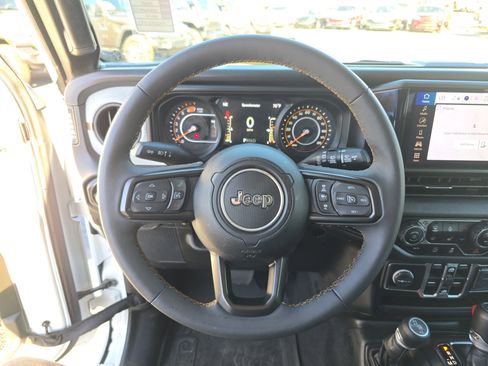Used 2024 Jeep Wrangler Sport S image 29
