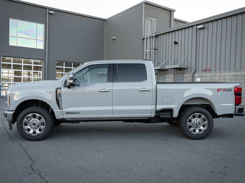 New 2026 Ford F350 Lariat w/ Lariat Ultimate Package AWD/4WD image 13