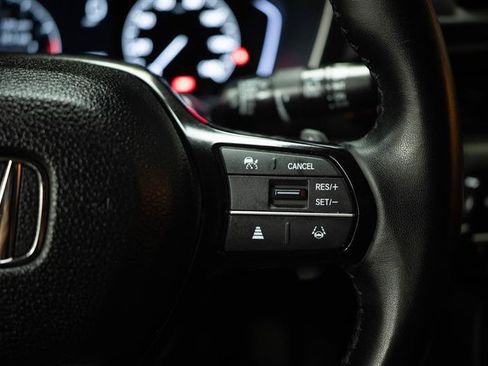 Used 2025 Honda Pilot EX-L image 29