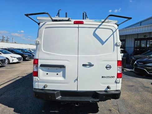 Used 2021 Nissan NV 2500 SV image 5