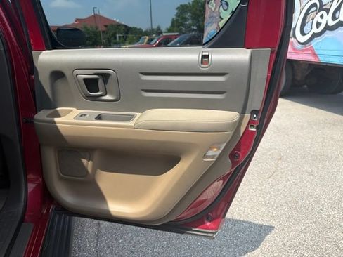 Used 2006 Honda Ridgeline RTS image 25