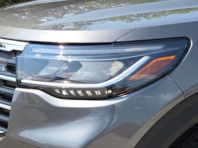 New 2025 Ford Explorer Active