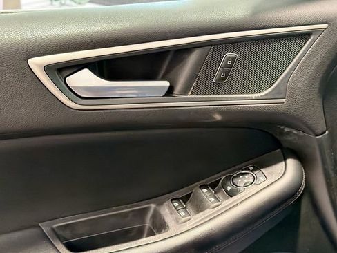 Used 2023 Ford Edge SEL AWD/4WD image 14