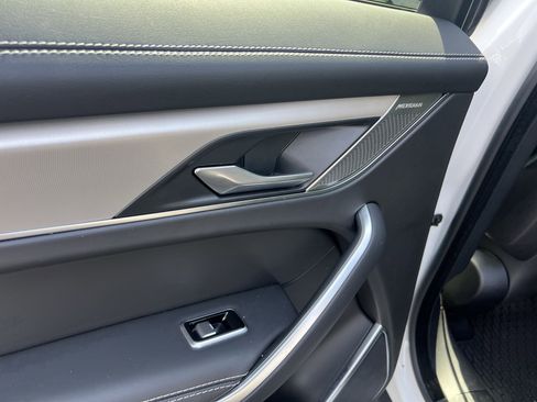 Certified 2025 Jaguar F-PACE R-Dynamic S image 29