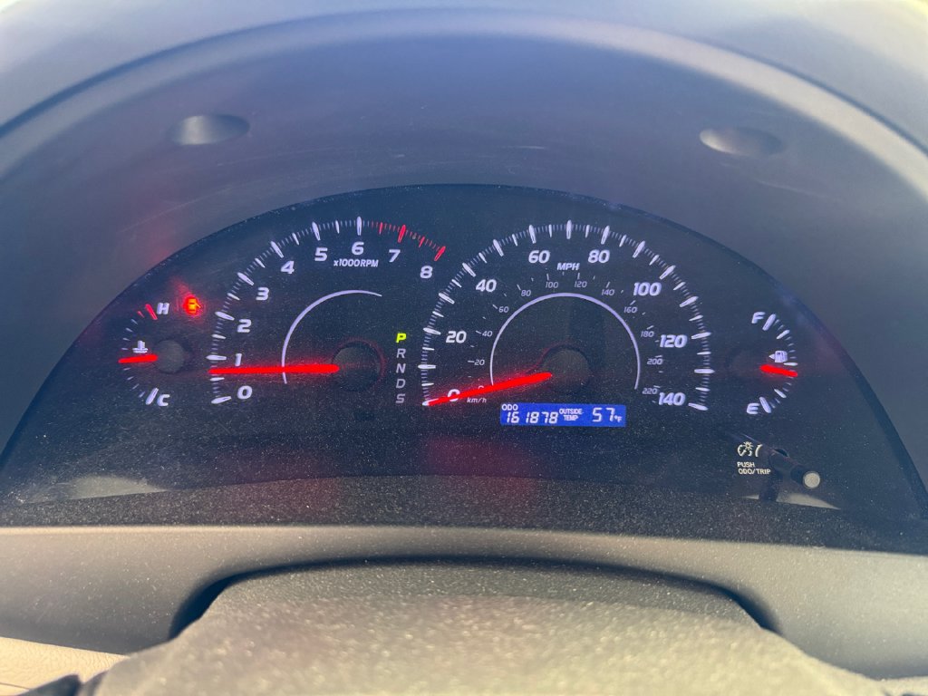 Used 2011 Toyota Camry LE FWD image 17