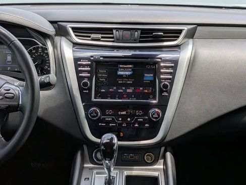 Used 2023 Nissan Murano SV w/ SV Midnight Edition Package FWD image 17