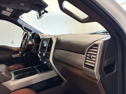 Used 2020 Ford F250 King Ranch image 39