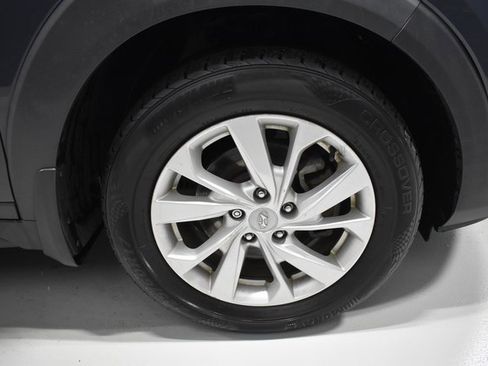 Used 2020 Hyundai Tucson SE image 10