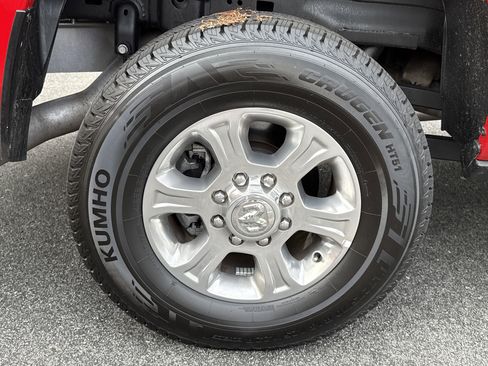 Used 2024 RAM 2500 Big Horn image 34