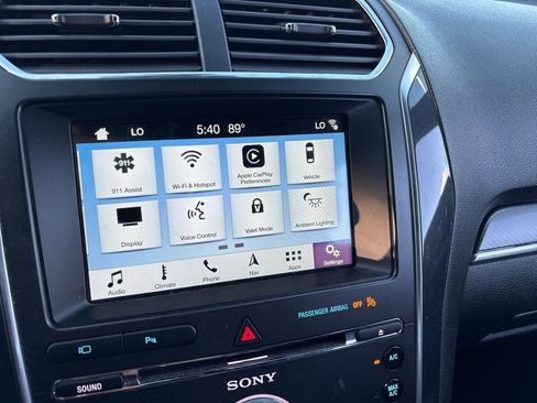 Used 2018 Ford Explorer Sport w/ Equipment Group 401A image 19