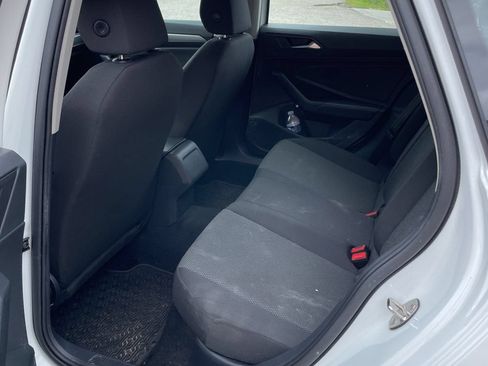 Used 2019 Volkswagen Jetta S w/ Driver Assistance Package FWD image 4